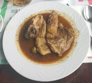 Conejo en salmorejo
