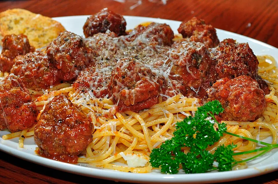 spaghetti with meatballs